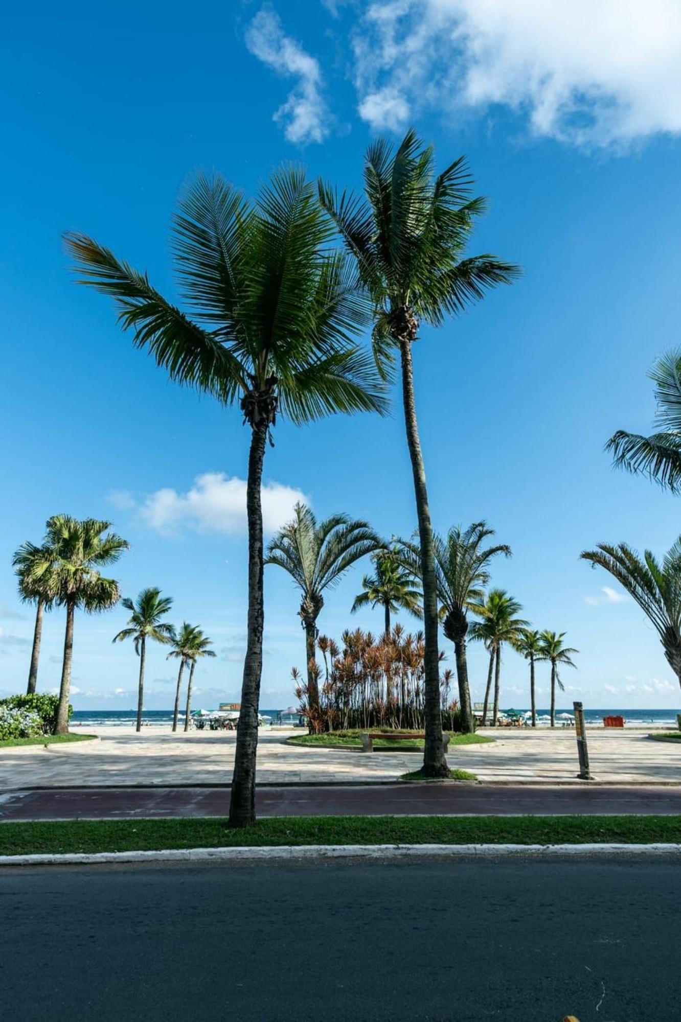 Frente Vista Mar Com Varanda Wi Fi 300Mbps E 10M Da Praia Da Tupi - Estacionamento Gratuito Прая-Гранди Экстерьер фото
