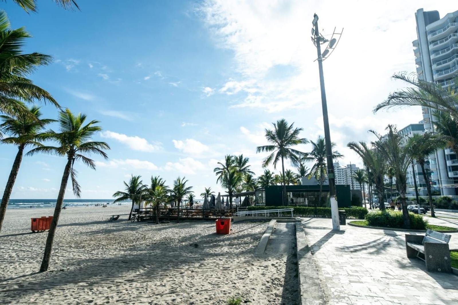 Frente Vista Mar Com Varanda Wi Fi 300Mbps E 10M Da Praia Da Tupi - Estacionamento Gratuito Прая-Гранди Экстерьер фото